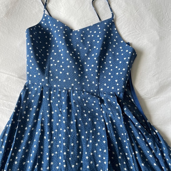 Dress with Straps (Oak + Fort) Blue Print, Medium - Picture 3 of 5